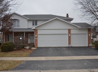 15536 Harbor Town Dr, Orland Park, IL