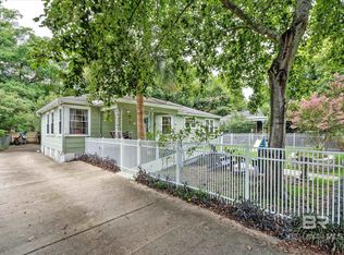 270 Pinehill Dr, Mobile, AL 36606