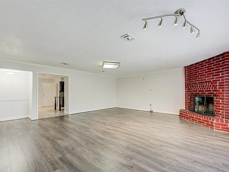 16603 Kieth Harrow Blvd — Photo 14