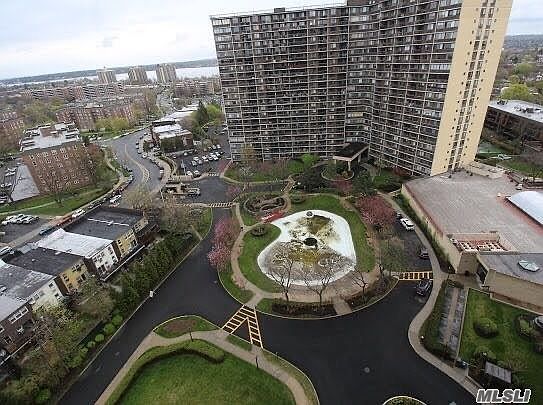 4th image of 2 Bay Club Dr APT 9