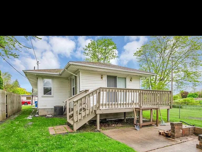 31690 Davy St — Photo 15