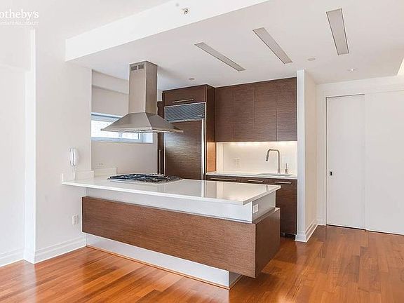 4th image of 39 E 29th St APT 19A
