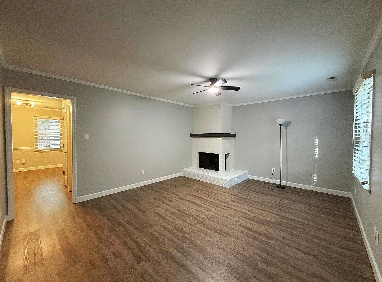 3 bed, 2.5 bath, 1344 sqft, $1,795 — Photo 3