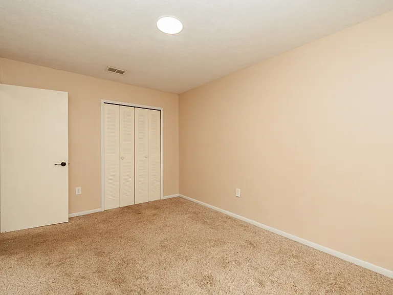 719 S Berthe Ave #4 — Photo 9