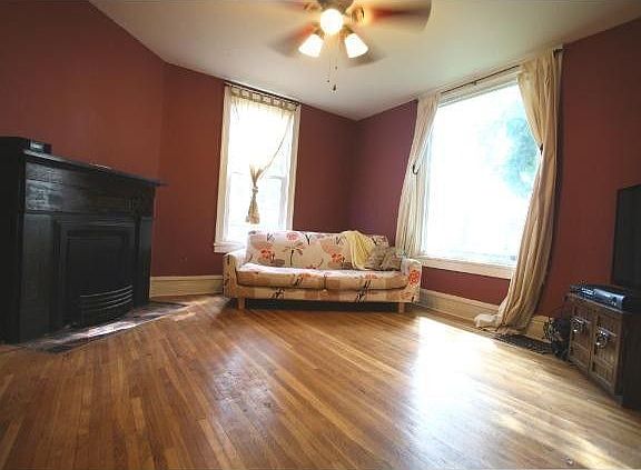 5th image of 340 Newton Ave N