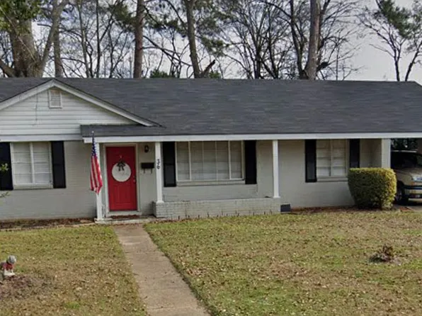 36 Holliday Dr, Montgomery, AL 36109