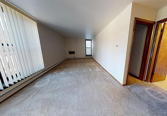 3rd image of 2495 N Oakland Ave APT 101