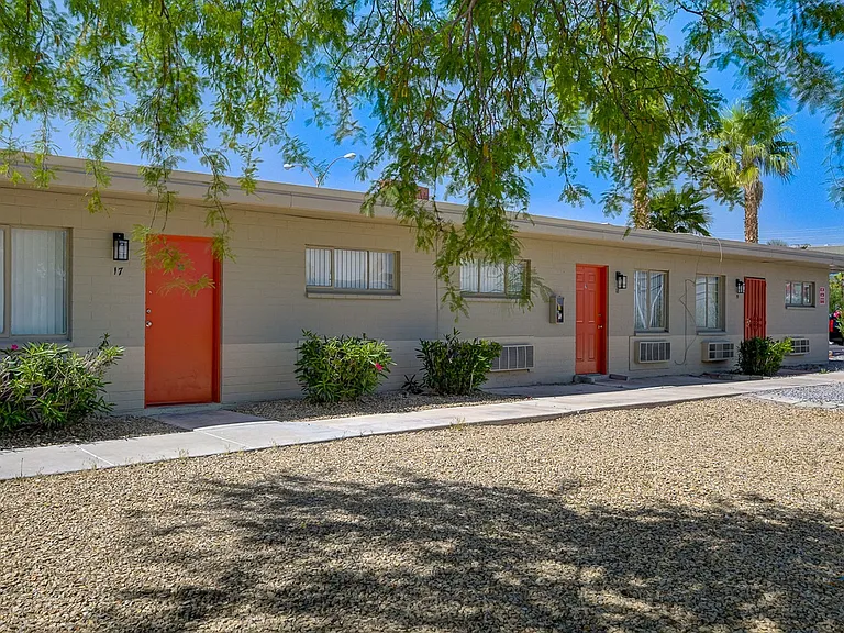Campus Crossing, Apartments For Rent in Las Vegas