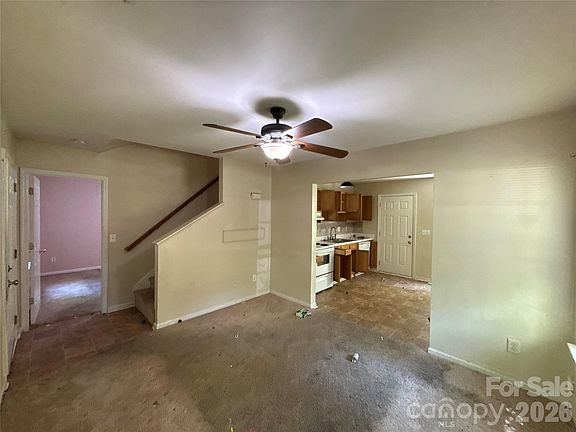 3rd image of 2805 Kendrick Dr