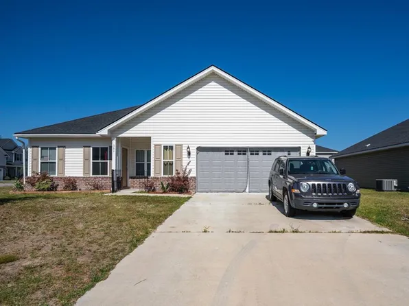 361 Thorp Cir, Hinesville, GA 31313