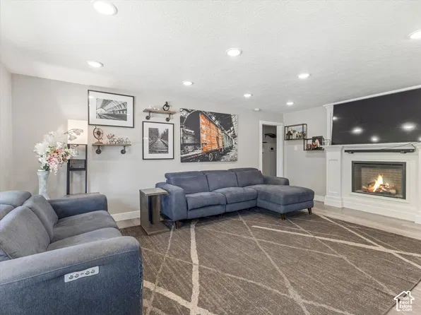 3255 S 2700 E, Salt Lake City, UT 84109