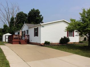 3898 Ryans Rdg, Monroe, MI 48161