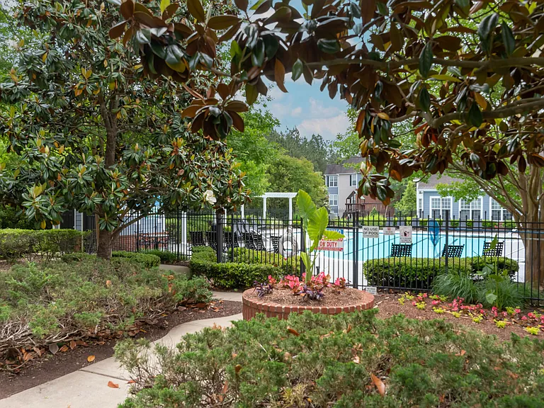 The Berkeley At Southpoint — Photo 18
