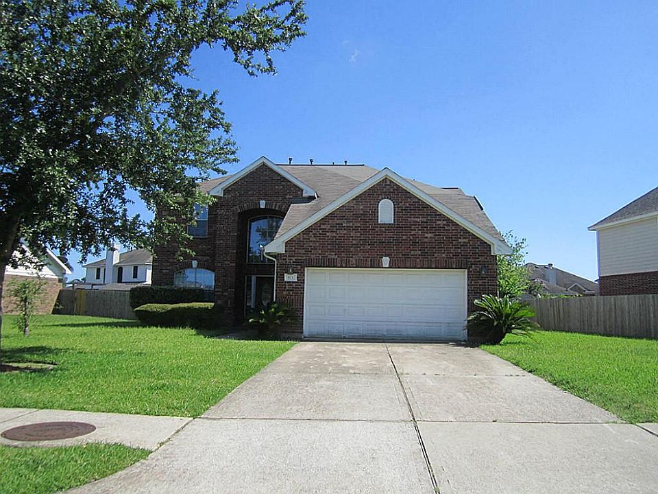 1st image of 621 Pelican Harbour Dr