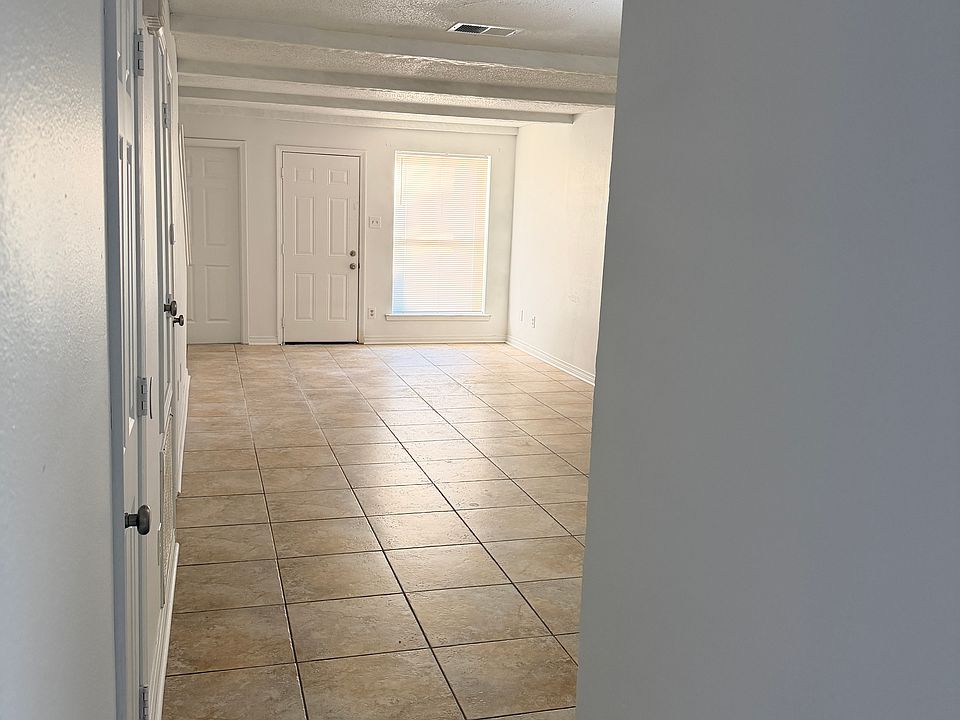 1st image of 2907 Texas Ave APT D