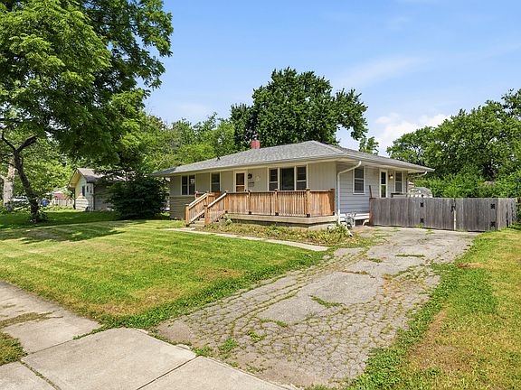 4th image of 7436 E 50th St