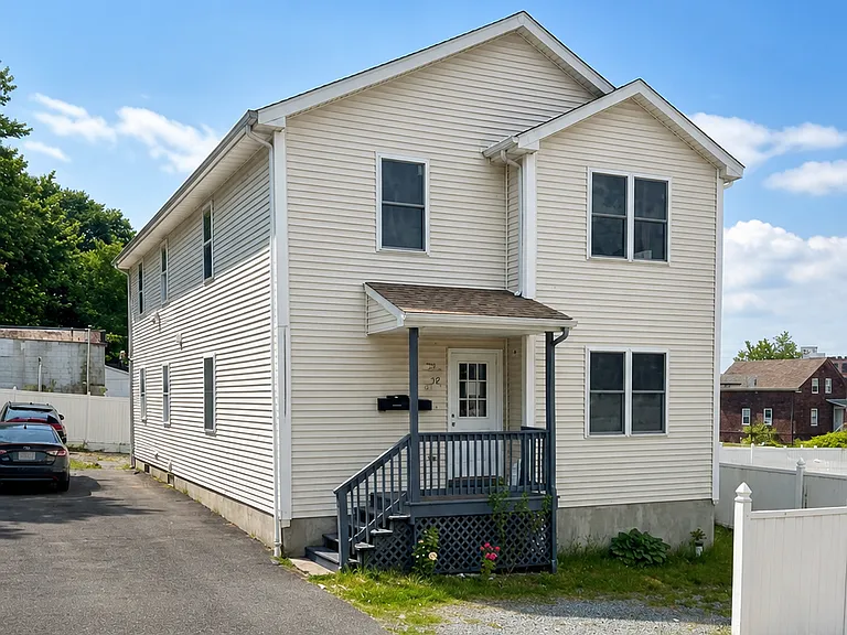 53 Harold St #2 — Photo 12