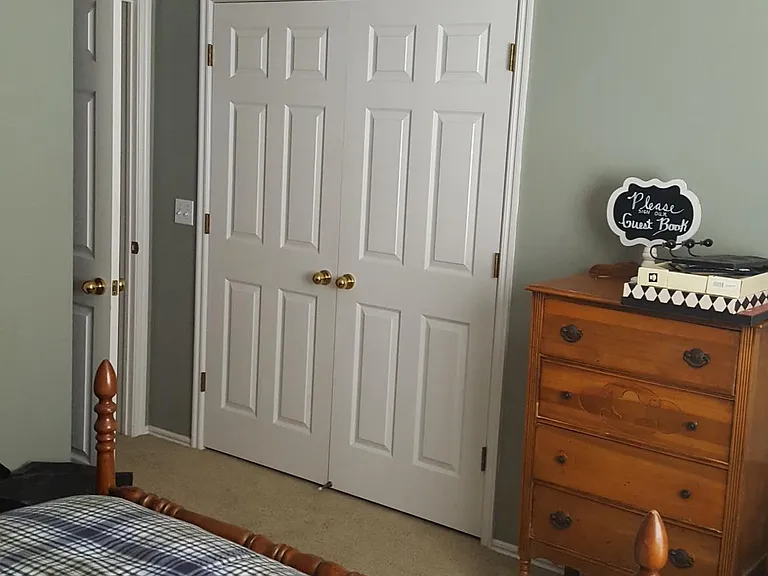 Guest bedroom East and walk in closet