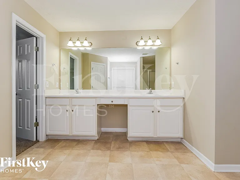 54 Windcrest Dr — Photo 9