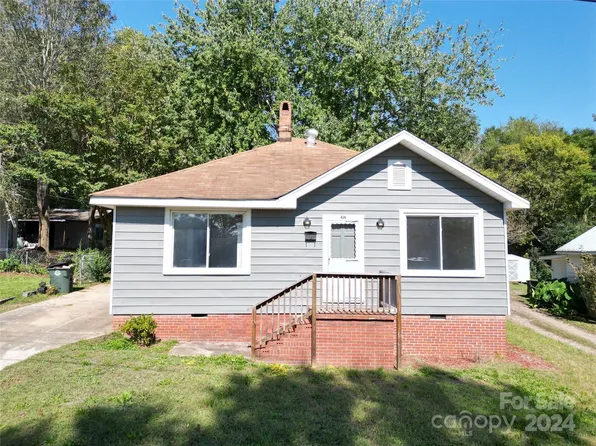 426 Cherry St, Wadesboro, NC 28170