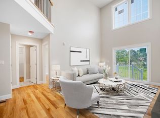 3 Sabrina Way #B, Agawam, MA 01001