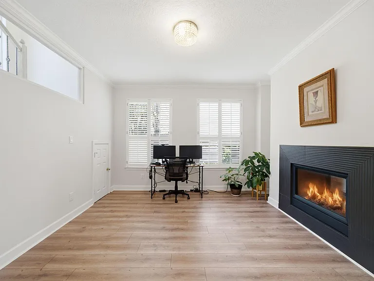 1413 Whispering Pines Dr #5 — Photo 11
