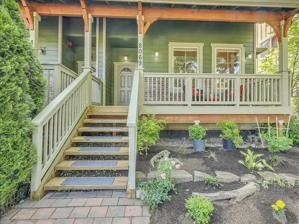 8069 165th Avenue NE, Redmond, WA 98052