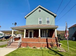 727 Lackawanna Ave, Mayfield, PA 18433