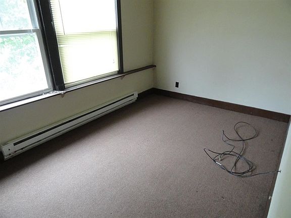 Bedroom #3 - Back of Apt