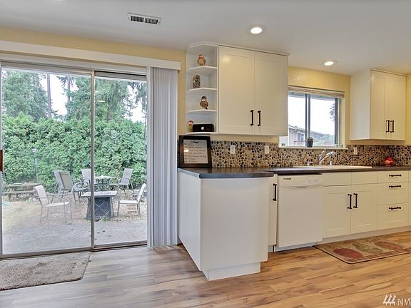3rd image of 6810 157th Street Ct E