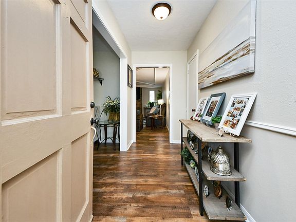 5th image of 203 Ridgewood Dr