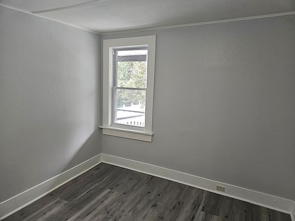 4th image of 79 Cross St #2R