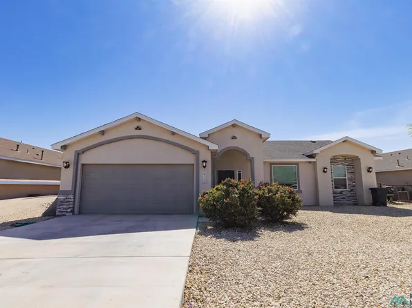 812 Cartagena Ct, Carlsbad, NM 88220