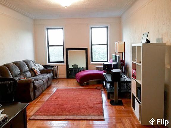 2nd image of 4209 47th Ave #4J