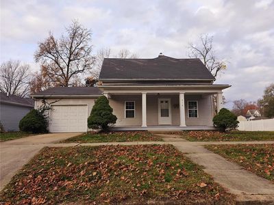 914 Jefferson St, Hillsboro, IL, 62049