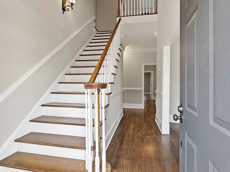 165 Habersham Pl — Photo 4