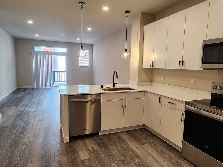 16723 Alderwood Mall Pkwy #C6 — Photo 10