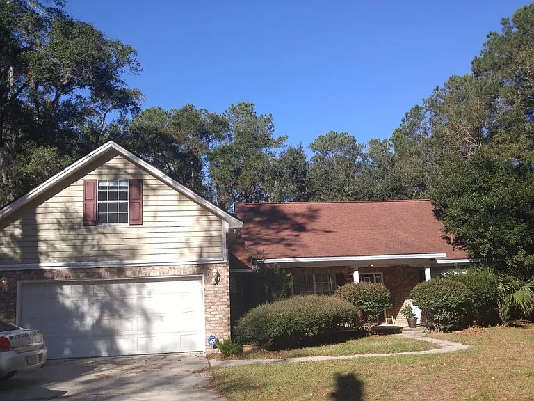 1400 Belle Island Rd — Photo 1