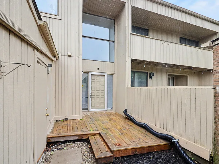7440 Azalea Ct — Photo 14