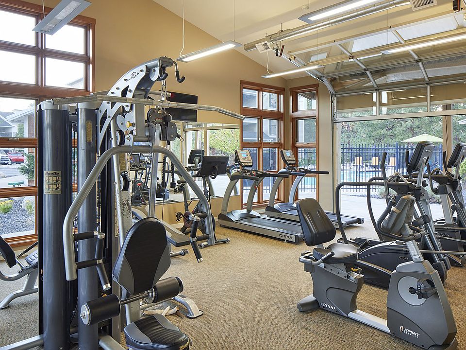 24-Hour Fitness Studio