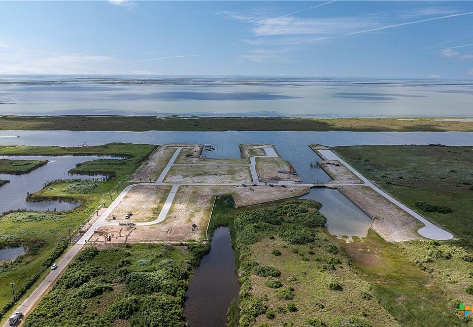 1st image of 3 Perdido Pl