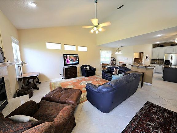 5th image of 1445 Valley Pine Cir