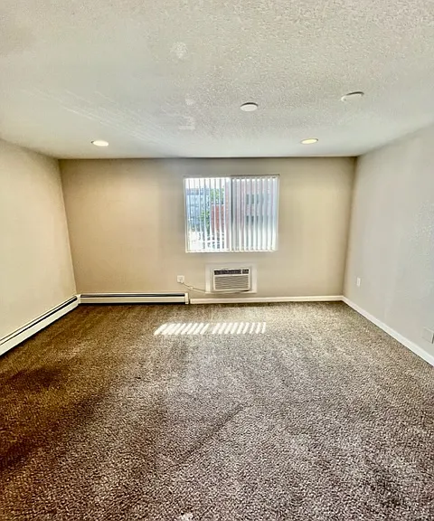 The Pearl Apartments — Photo 16