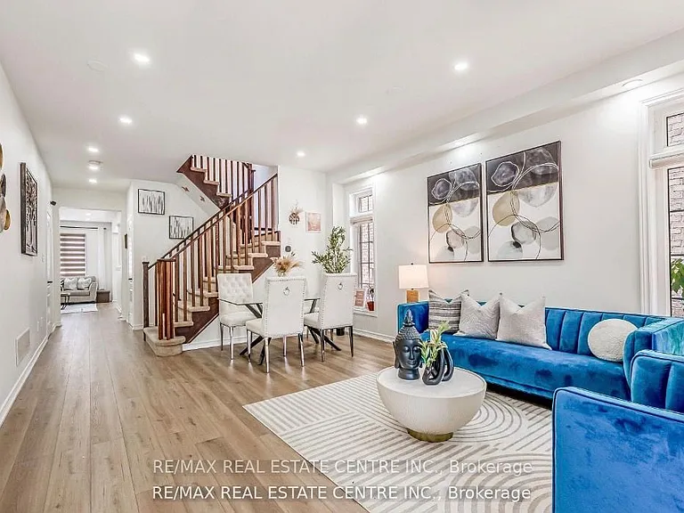 590 Grant Way — Photo 3