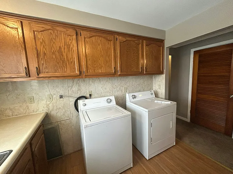 4471 Croissant St — Photo 5