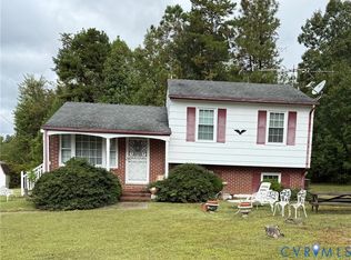 1455 Indian Oak Rd, Crewe, VA 23930