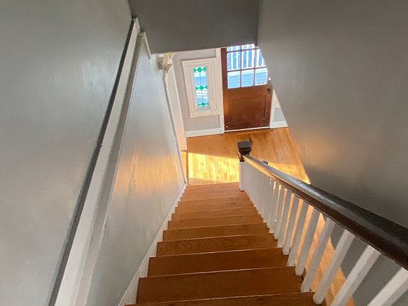 3rd image of 229 Dwight St #2B