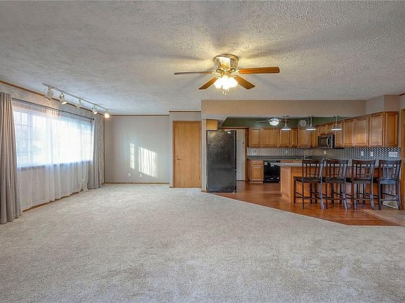 4th image of 6509 NW Twin Oaks Dr