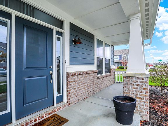 4th image of 15831 Eastpark Dr