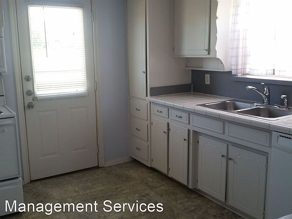 2nd image of 180 Bielss Ln